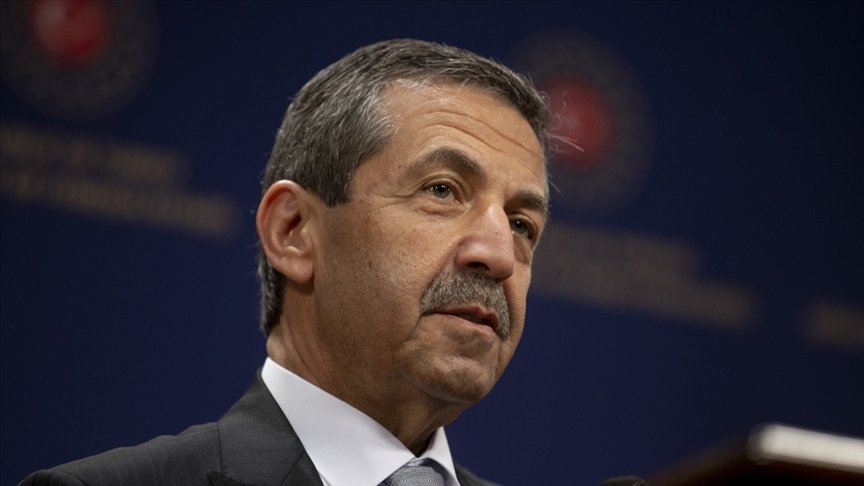 Ertuğruloğlu, New Jersey'deki 2026 Küresel İş Zirvesi'nde KKTC'deki yatırım olanaklarını anlattı